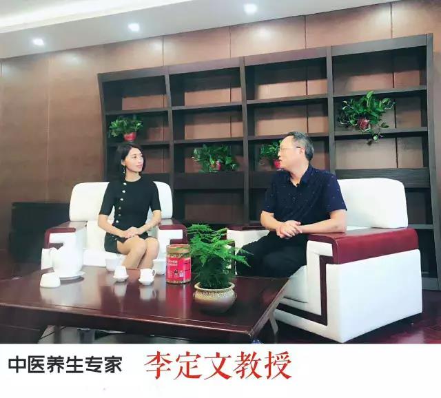 中醫(yī)養(yǎng)生專家談“三伏天”食療養(yǎng)生秘訣，細(xì)莫紅糖堅果茶為貼心美食。