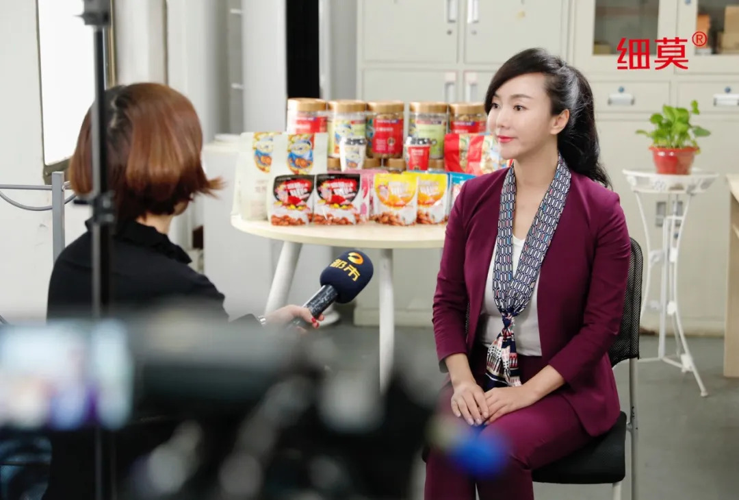 湖南都市頻道報道細(xì)莫食品工廠，了解更新更全面的細(xì)莫食品！